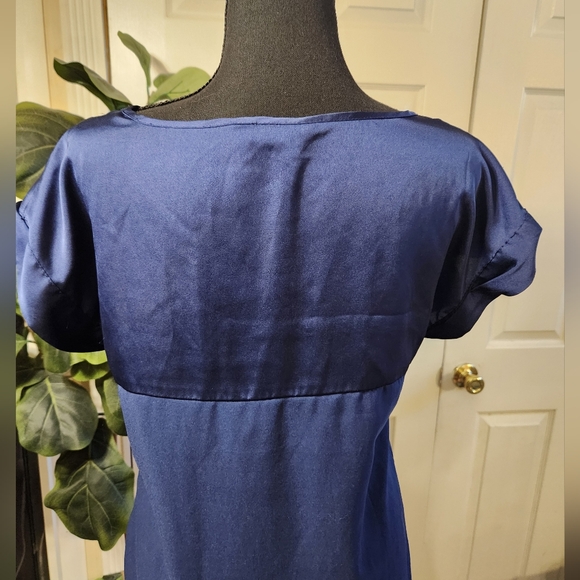 Express Brand Blue Hue Satin Short Sleeve Blouse | Size Women's SP - Picture 6 of 10
